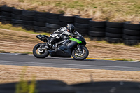 anglesey-no-limits-trackday;anglesey-photographs;anglesey-trackday-photographs;enduro-digital-images;event-digital-images;eventdigitalimages;no-limits-trackdays;peter-wileman-photography;racing-digital-images;trac-mon;trackday-digital-images;trackday-photos;ty-croes